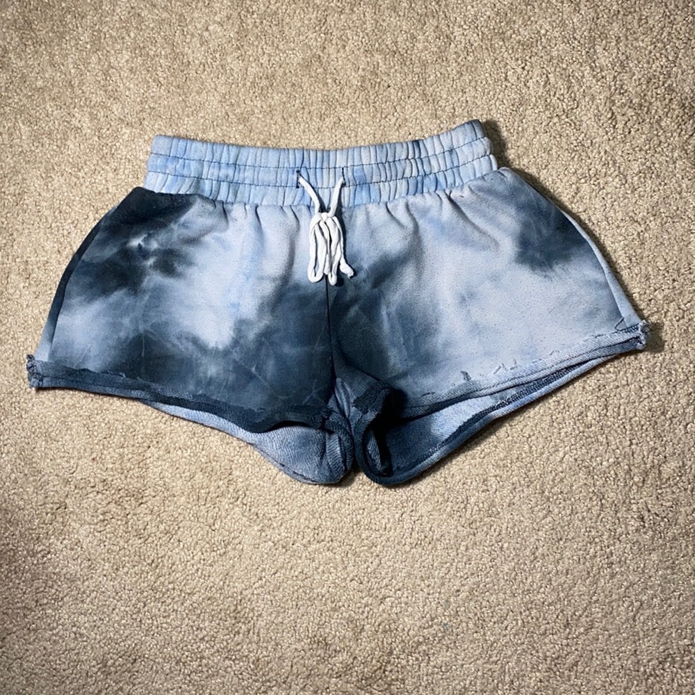 Women’s Tie-Dye Sweatshorts